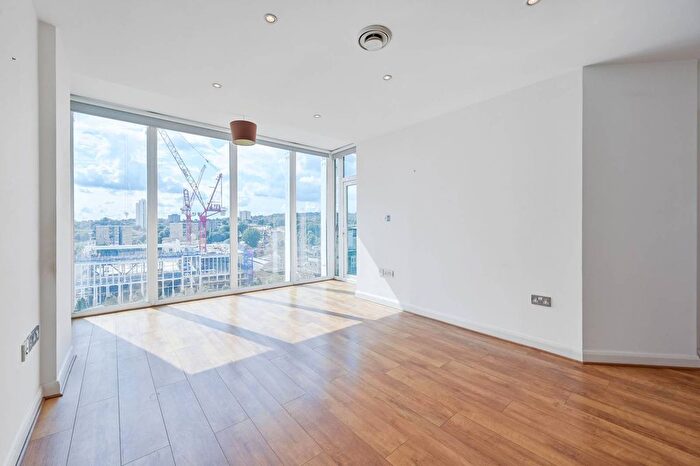 2 Bedroom Flat To Rent In Maritime House, Woolwich, London, SE18