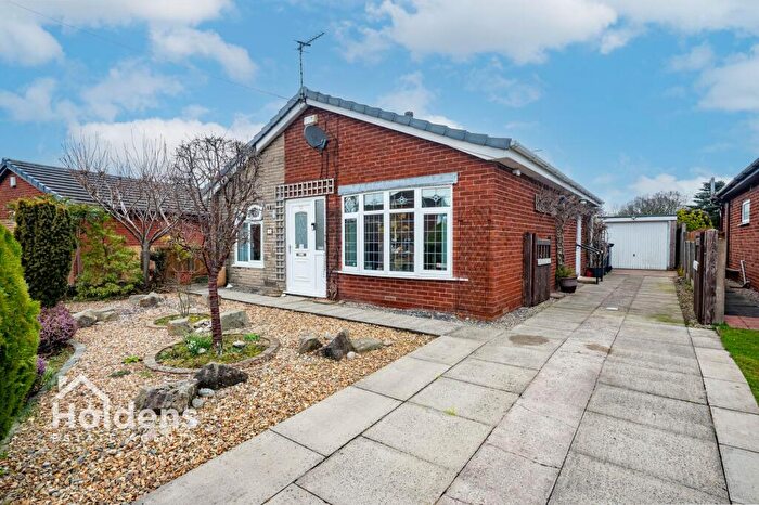 3 Bedroom Detached Bungalow For Sale In Grange Drive, Hoghton, PR5
