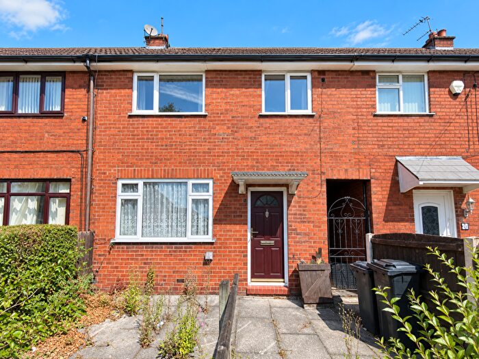 3 Bedroom Terraced House For Sale In Oakfield Grove, Farnworth, Bolton, BL4