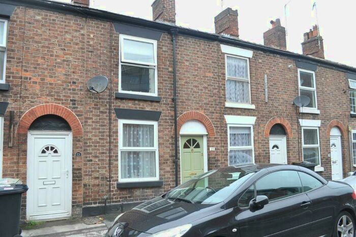 2 Bedroom Terraced House To Rent In Bond Street, Macclesfield, SK11