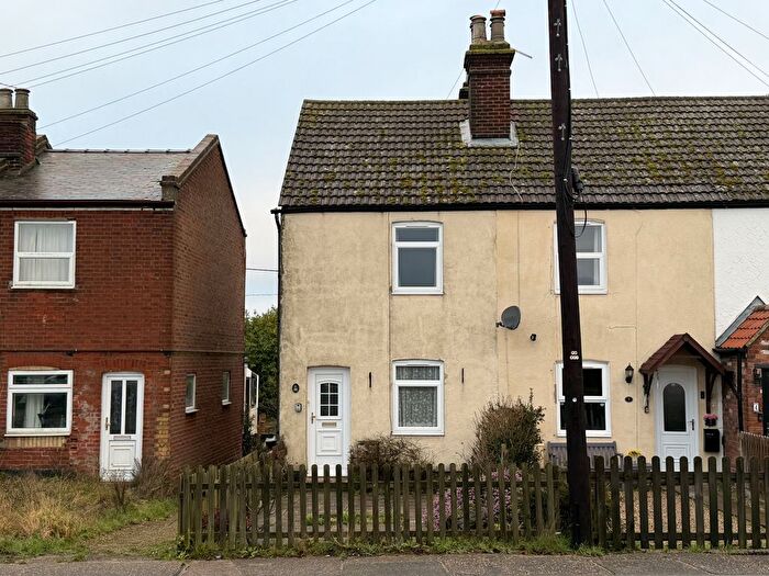 2 Bedroom Property For Sale In Hill Cottages, Flag Hill, Colchester, Essex, CO7