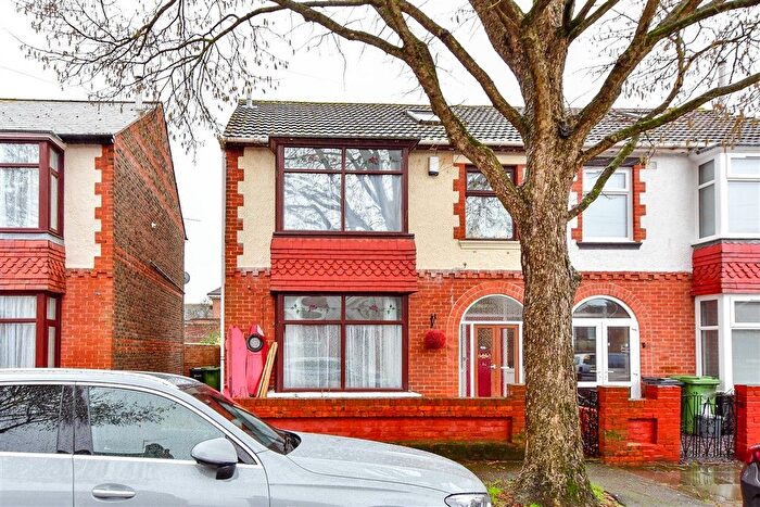 4 Bedroom Semi Detached House For Sale In Merrivale Road, Portsmouth, Hampshire, PO2