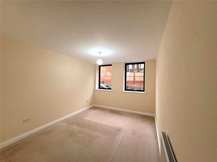 1 Bedroom Apartment For Sale In Millgate Apartments, Millgate, Newark, Notts, NG24