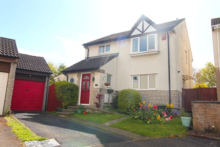 4 Bedroom Detached House For Sale In Cooks Close, Bradley Stoke, BS32