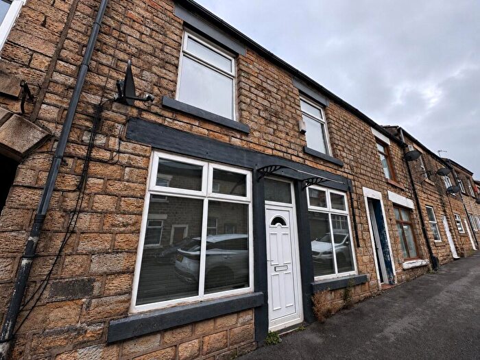 4 Bedroom Terraced House For Sale In Station Road, Hadfield, Glossop, Derbyshire, SK13