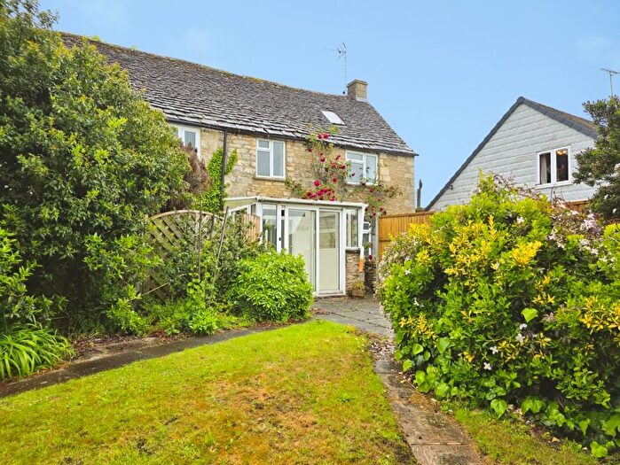 3 Bedroom Semi-Detached House For Sale In Nupend, Stroud, GL6