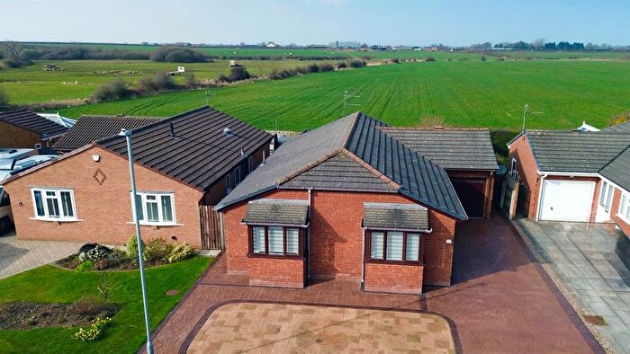 3 Bedroom Detached Bungalow For Sale In Ashdale Park, Wirral, CH49