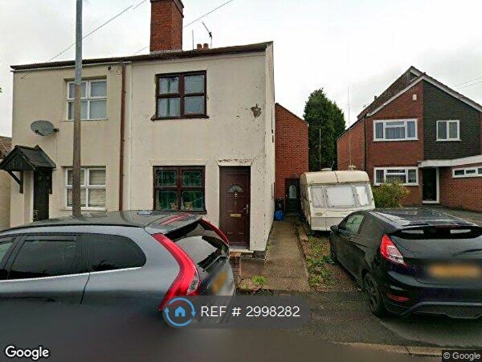 2 Bedroom Semi-Detached House To Rent In Victoria St, Brierley Hill, DY5