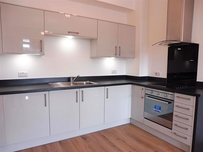 1 Bedroom Flat To Rent In Millbrook Road East, Southampton, SO15