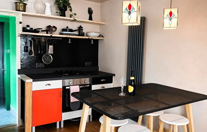 2 Bedroom Terraced House For Sale In Thanet Road, Margate, Kent, CT9 - Photo 3