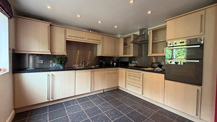 4 Bedroom House To Rent In Woodacre, Portishead, BS20