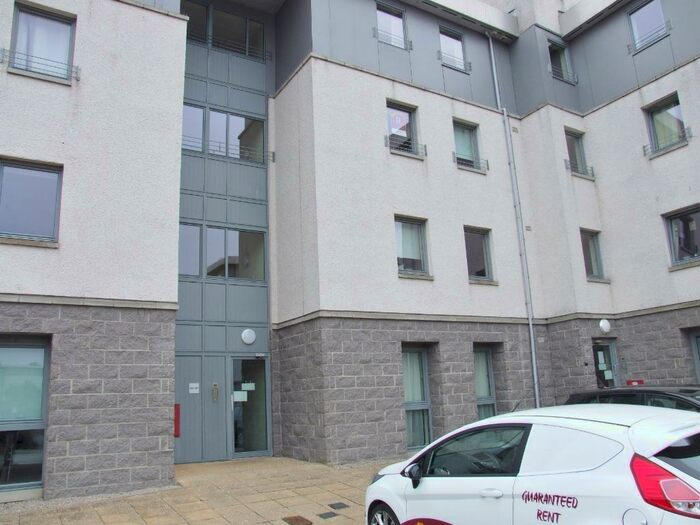 2 Bedroom Flat To Rent In Merkland Lane, Pittodrie, Aberdeen, AB24