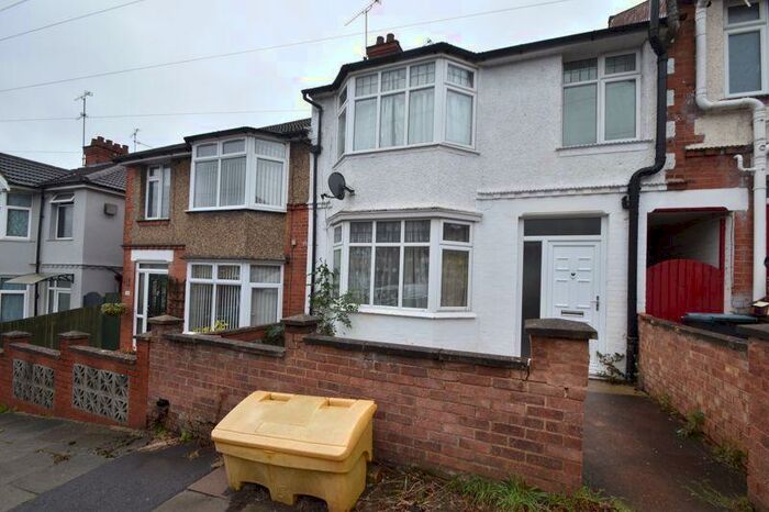3 Bedroom Terraced House To Rent In Colin Road, Luton, LU2