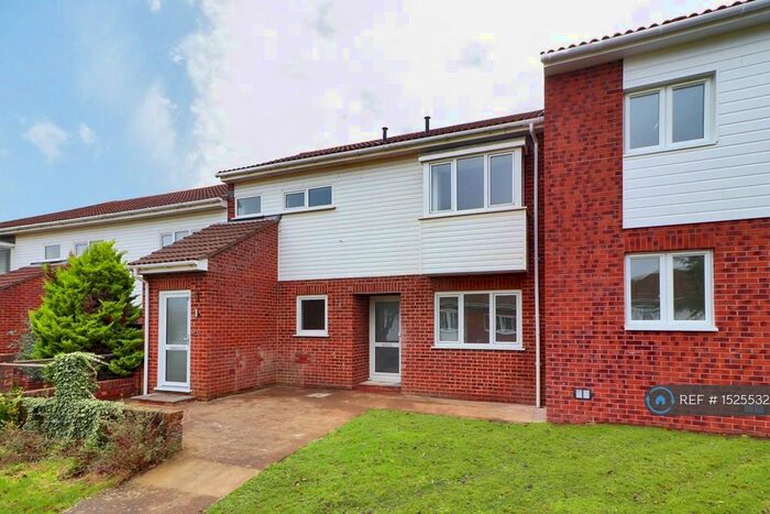 2 Bedroom Flat To Rent In Cavendish Square, Longfield, DA3