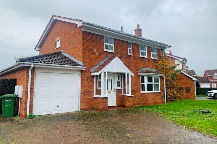 4 Bedroom Property To Rent In Celandine Way, Evesham, WR11