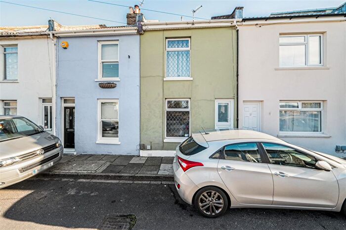 2 Bedroom Terraced House For Sale In Durham Street, Gosport, PO12