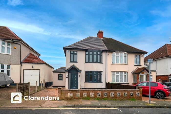 3 Bedroom Semi-Detached House To Rent In St. Quentin Road, Welling, Kent, DA16