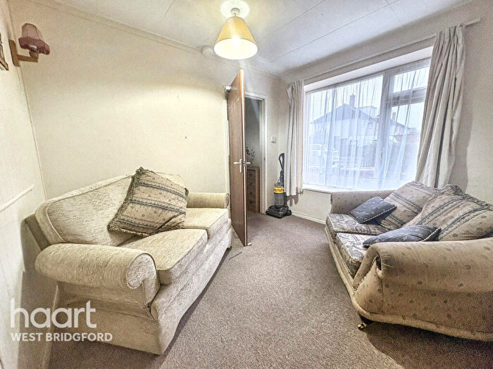 4 Bedroom Terraced House For Sale In Rivergreen, Nottingham, NG11