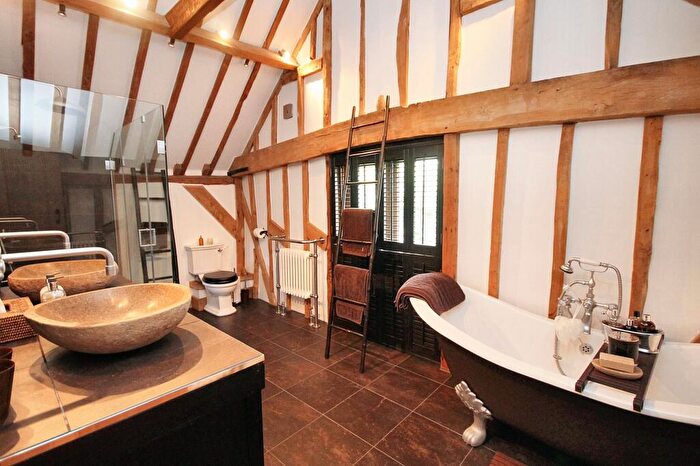6 Bedroom Detached House To Rent In Farnham Park Lane, Farnham Royal, SL2