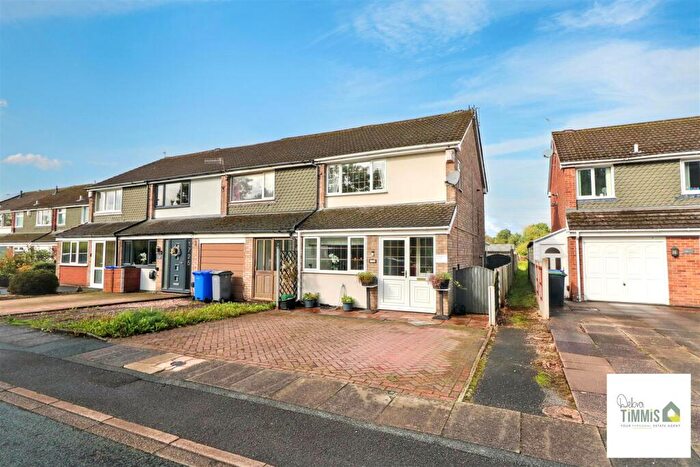 3 Bedroom Town House For Sale In Leek Road, Stoke-On-Trent, ST2