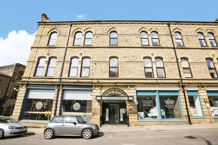 2 Bedroom Apartment To Rent In Albert Street, Hebden Bridge, West Yorkshire, HX7