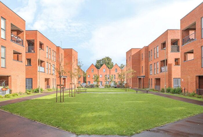 2 Bedroom Flat For Sale In William Morris Close, Oxford, Oxfordshire, OX4