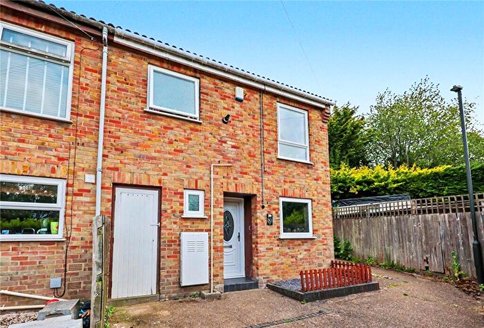 3 Bedroom End Of Terrace House For Sale In Lusher Rise, Norwich, Norfolk, NR6