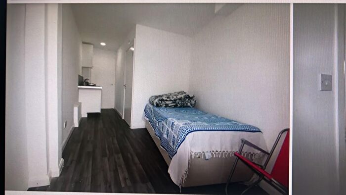 1 Bedroom Flat To Rent In Hazelbury Green, Edmonton, N9