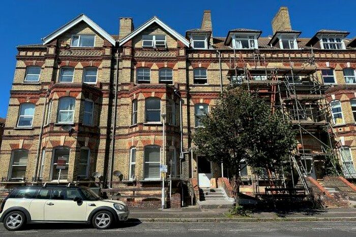 2 Bedroom Flat To Rent In Westbourne Gardens, Folkestone, CT20