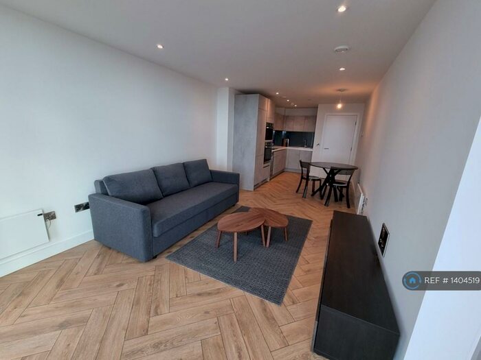 1 Bedroom Flat To Rent In Chester Road, Manchester, M15