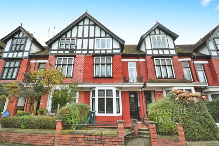 4 Bedroom Terraced House For Sale In Fairoak Road, Roath Park, Cardiff, CF23
