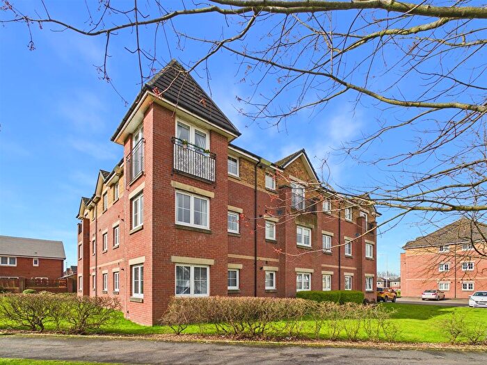 2 Bedroom Flat For Sale In Porterfield Road, Renfrew, PA4