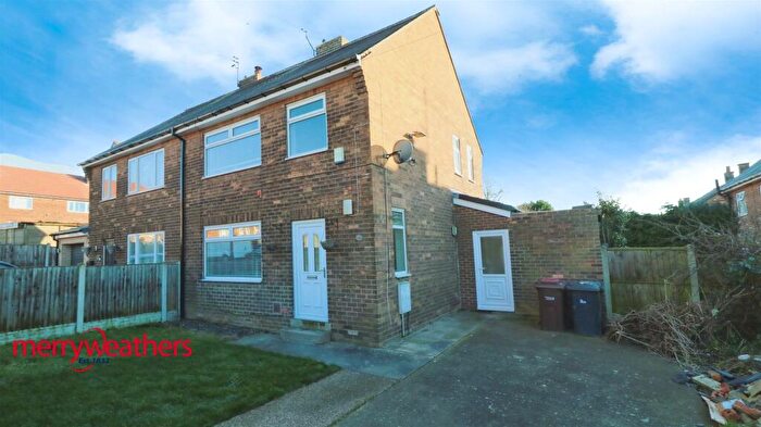 3 Bedroom Semi-Detached House For Sale In Hollytree Avenue, Maltby, Rotherham., S66