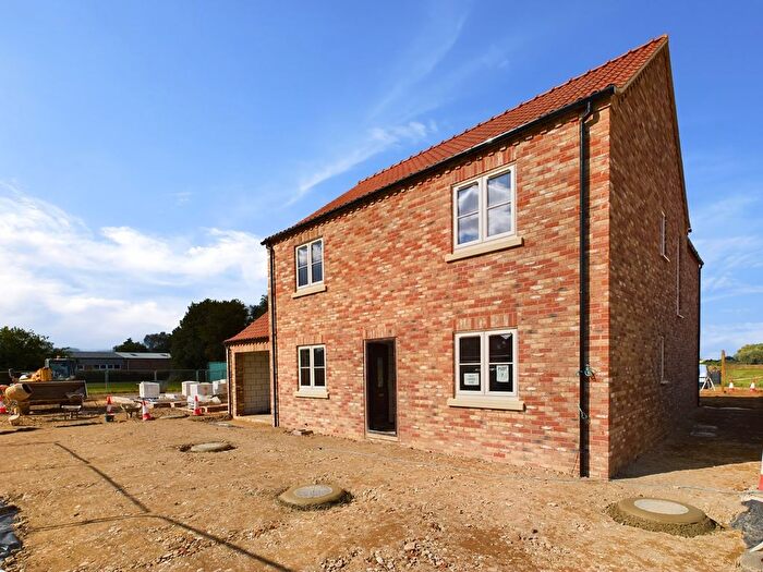 4 Bedroom Detached House For Sale In Contour Close, Emneth, Wisbech, PE14