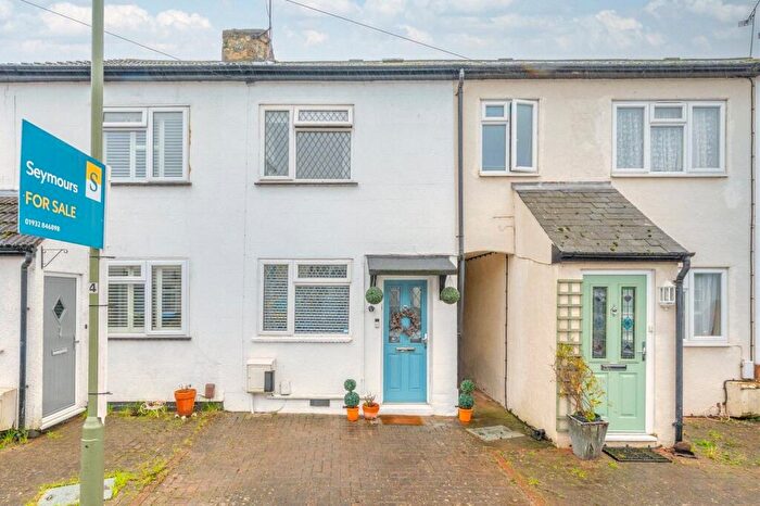 2 Bedroom House For Sale In Alexandra Road, Addlestone, Surrey, KT15