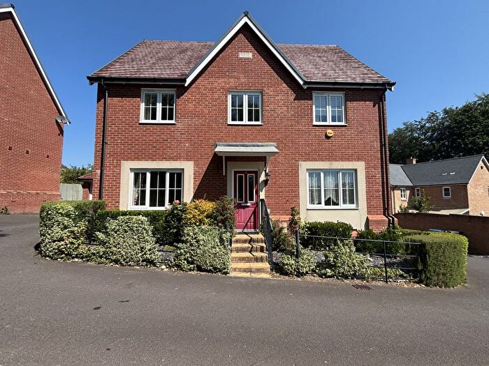 4 Bedroom Detached House To Rent In Beaker Way, Salisbury, Wiltshire, SP2