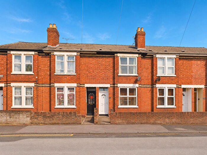 3 Bedroom Terraced House For Sale In Tarrington Road, Gloucester, GL1