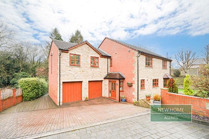 4 Bedroom Detached House For Sale In Brackenhill, Ackworth, Pontefract, WF7