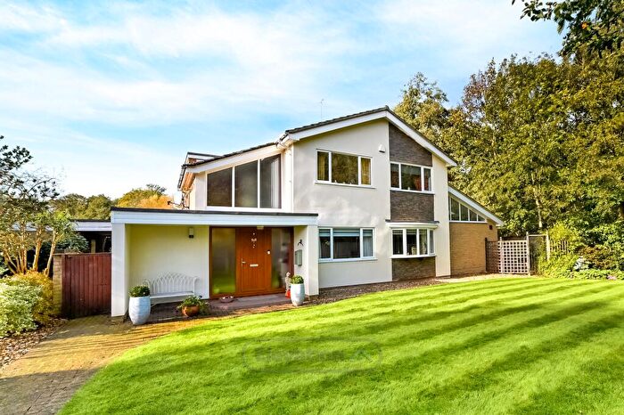 4 Bedroom Detached House For Sale In Foxton, Woughton Park, MK6