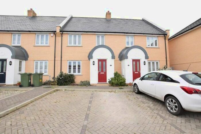 3 Bedroom Terraced House To Rent In Brimsdown Avenue, Basildon, SS15