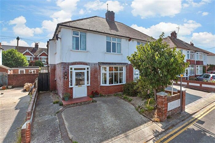 3 Bedroom Semi-Detached House For Sale In The Grove, Deal, Kent, CT14