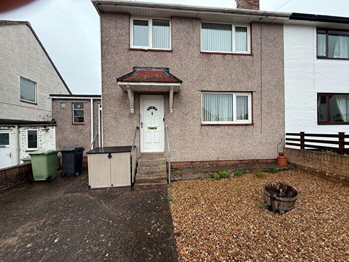 3 Bedroom Semi-Detached House To Rent In Greengarth, Carlisle, CA2