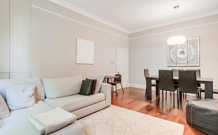 2 Bedroom Property To Rent In Harrowby Street, Marylebone, London, W1H