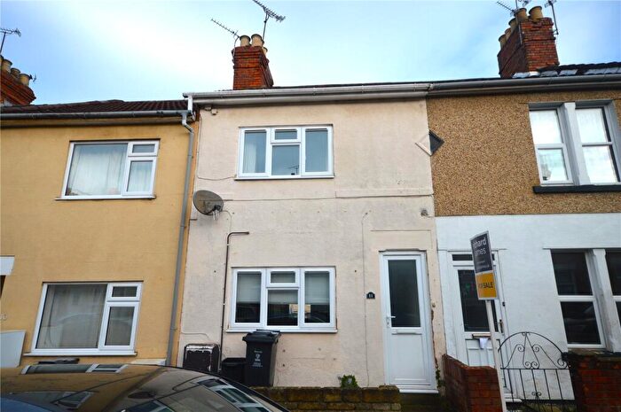 2 Bedroom Terraced House To Rent In Whitehead Street, Swindon, Wiltshire, SN1