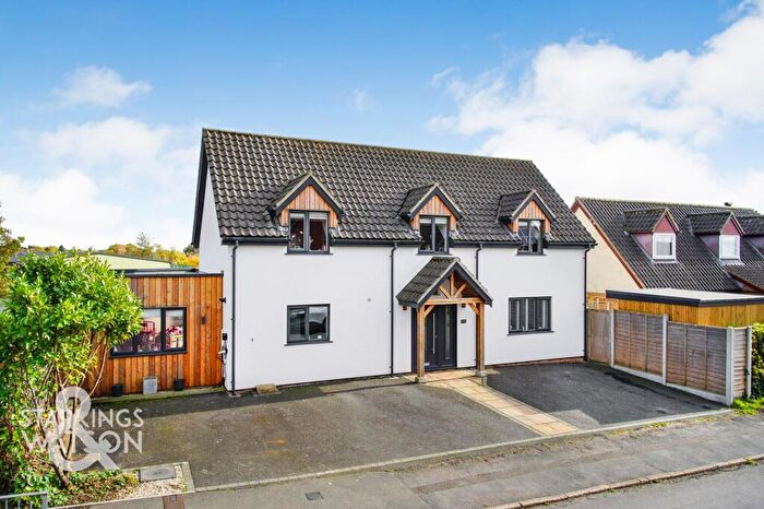 3 Bedroom Detached House For Sale In Three Mile Lane, Costessey, Norwich, NR5