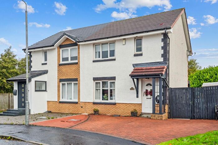 3 Bedroom Semi-Detached House For Sale In Greenacres Drive, Darnley, G53