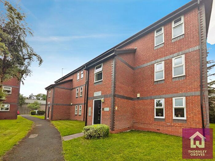 1 Bedroom Flat For Sale In Cherry Blossom Court, Montondale, Monton, M30