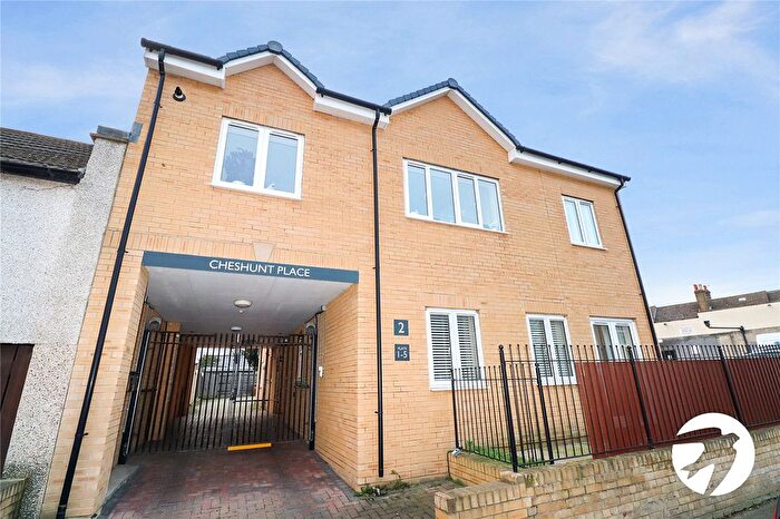 2 Bedroom Flat For Sale In Cheshunt Road, Belvedere, Kent, DA17