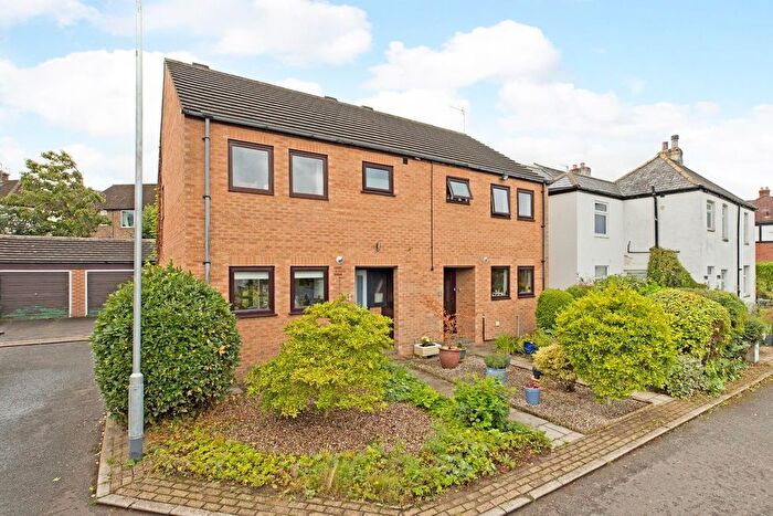 3 Bedroom Semi-Detached House For Sale In Rhyddings Gardens, Ilkley, LS29