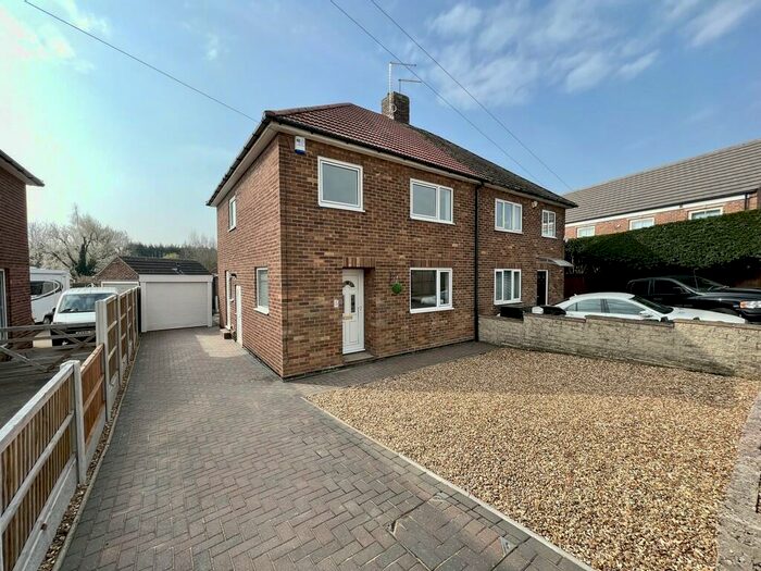 3 Bedroom Semi-Detached House To Rent In Glenthorne Close, Shireoaks, Worksop, S81